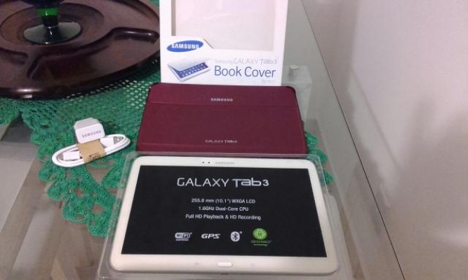 Tablet Samsung Tab 3 C/ Celular 16GB. Telão de 10.1 Pol Lindíssimo ! ! !